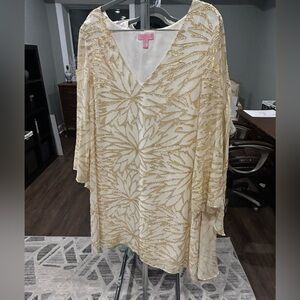 Beautiful Lilly Pulitzer silk caftan.